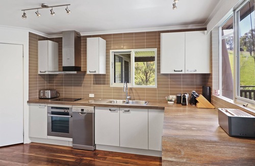 Goughs Bay House | Goughs Hideaway - Minutes from Lake Eildon