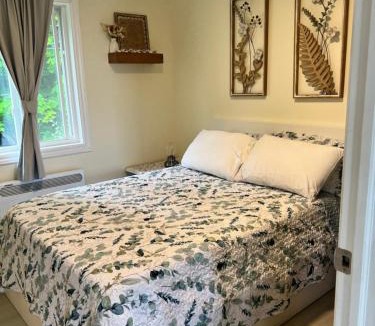 Goulais River House | Goulais Bay Guesthouse