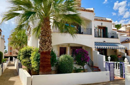 La Florida Apartment | Gound Floor Bungalow Jumilla III Playa Flamenca