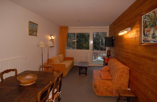 Eaux-Bonnes Apartment | Gourette, cozy apt, 6 ppl, pets allowed