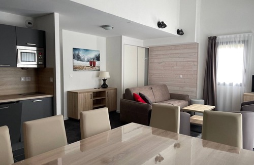 Eaux-Bonnes Apartment | Gourette: Duplex 10 pers, Pool, Pets allowed