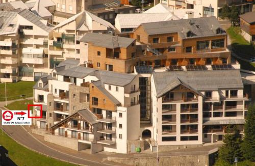 Eaux-Bonnes Apartment | Gourette - Studio cabine 65m² pour 8 pers., animaux admis, draps inclus - FR-1-860-13