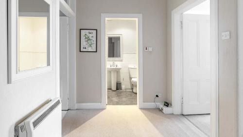 Kilchattan Bay Apartment | Govandale Seaviews