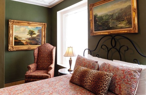 Cimarron Hotel | Governors Room - Historic Hotel Room
