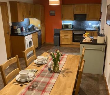 Montrose Apartment | Gowan Bank