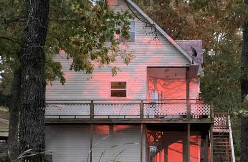 Sylvan Shores Cottage | Grace Cottage - Charming cottage on beautiful Beaver Lake