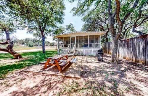 Kingsland House | Grace Cottage