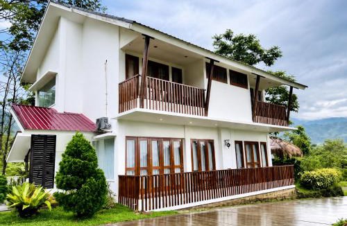 Padang Villa | Grace Hill Villa Lubuk Minturun