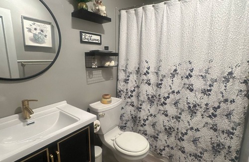Taylor House | Grace House 2-bedroom in Taylor Texas
