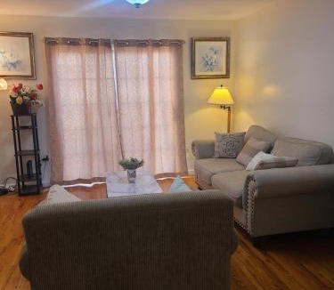 Ampere House | Grace Room 4