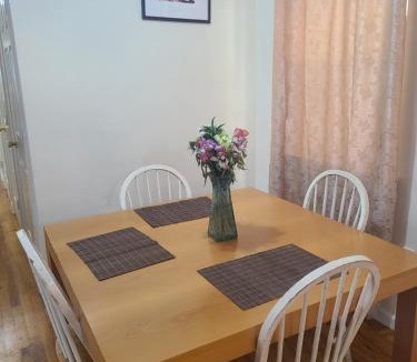 Ampere House | Grace Room 4