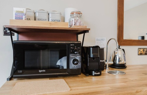 Tring Apartment | Grace`s Guesthouse Room 4