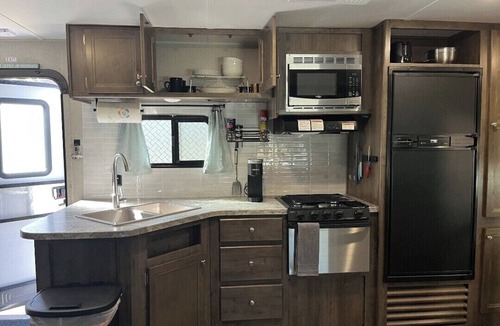 Myrtle Grove House | Grace's Oasis - A Glamping Experience.