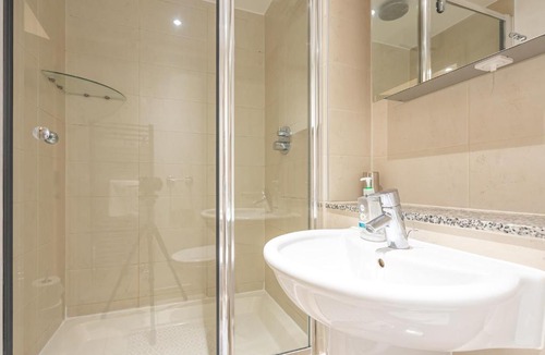 Woolwich Apartment | GRACE SUITE LONDON