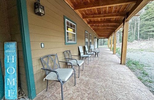 Sacramento Cabin | Grace Way Lodge
