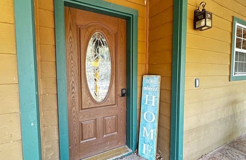Sacramento Cabin | Grace Way Lodge