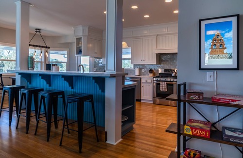 Templeton House | Graceful Oaks- Spa and Beautiful New Pool!