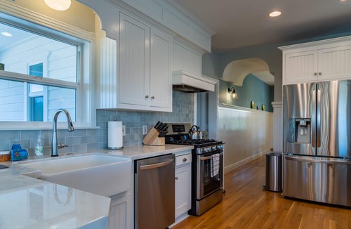 Templeton House | Graceful Oaks- Spa and Beautiful New Pool!