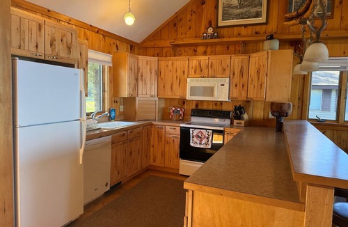 Gulliver Cabin | Graceland Cabin