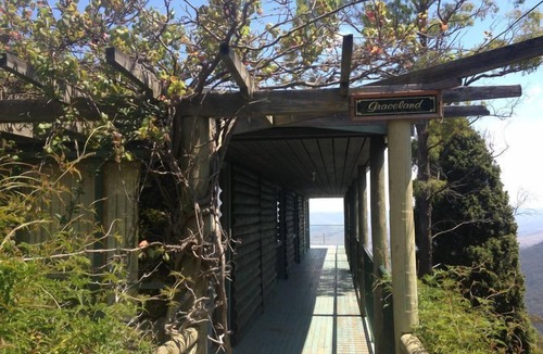 Mount Victoria House | Graceland Mount Victoria