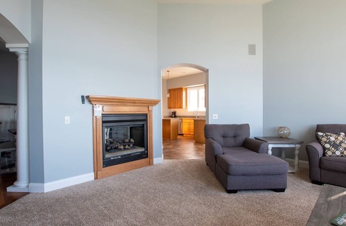 Romulus House | Gracie's Place: Stunning Lakefront Escape on Seneca Lake!
