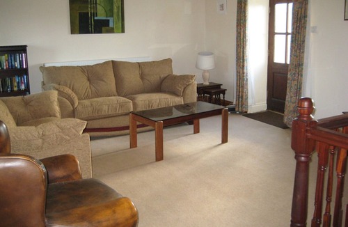 Saint Martin House | Grade 2 Listed Barn Conversion on quiet country lane