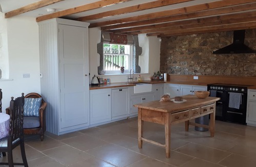 Newton Abbot House | Grade II Listed Stone Barn within Dartmoor