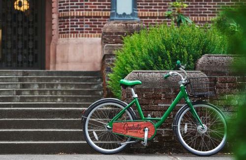 Downtown Eugene Hotel | Graduate by Hilton Eugene