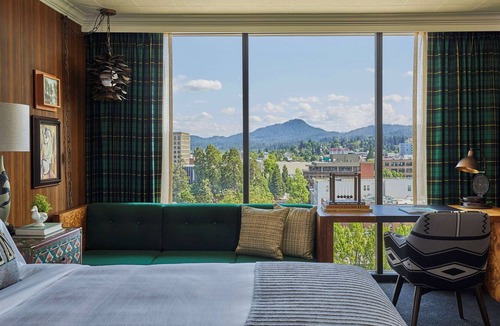 Downtown Eugene Hotel | Graduate by Hilton Eugene