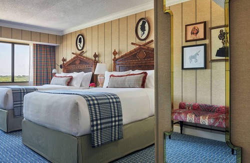 Iowa City Hotel | Graduate by Hilton Iowa City