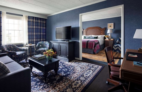 State College Hotel | Graduate by Hilton State College