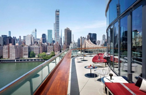 Snyder Square House | Graduate Queen Queen - Accessible Room at Graduate Roosevelt Island