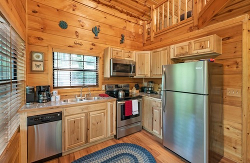 Trenton Cabin | Grady's Hideaway in Trenton