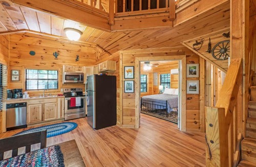 Trenton House | Grady`s Hideaway