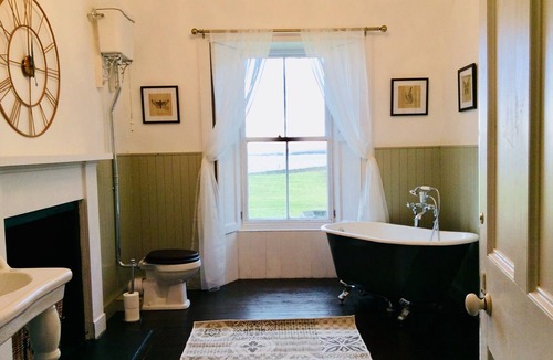 Holm Bed & Breakfast | Graemeshall House