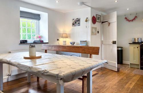 Groeslon House | Grafog Farm Cottage