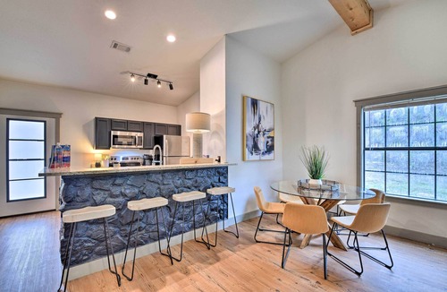 Graford Cabin | Graford Cabin w/Rooftop Deck & Lake Views!