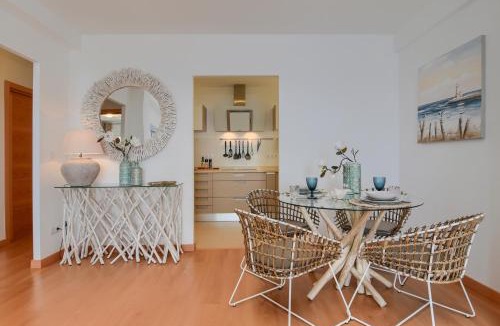 El Portet Apartment | Graham Holiday Rentals - El Portet Moraira