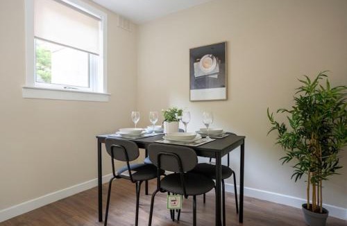 Uphall House | Graham House