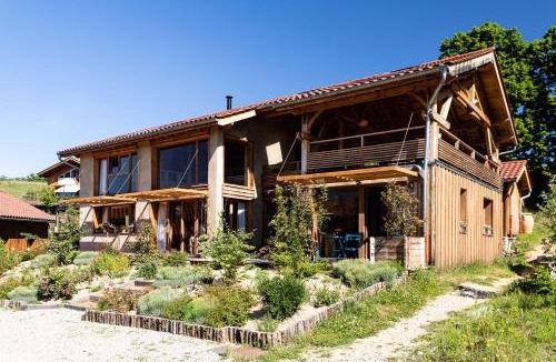 Saint-Antoine-l'Abbaye Apartment | Graine de Tilia