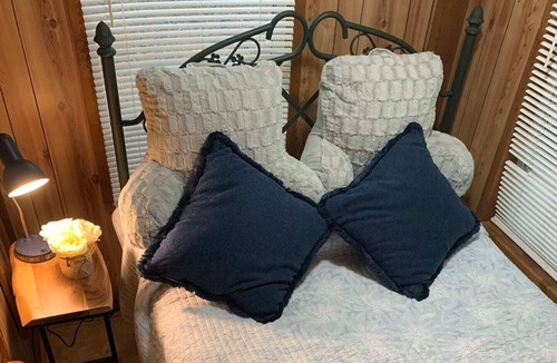 Henning House | Grammys cabin Ft Pillow Duck season is upon us!