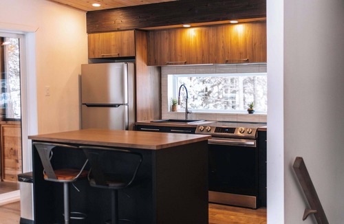 Matawinie Regional County Municipality Ski Chalet | Grand Duc | spa | sauna | riverfront | dogfriendly