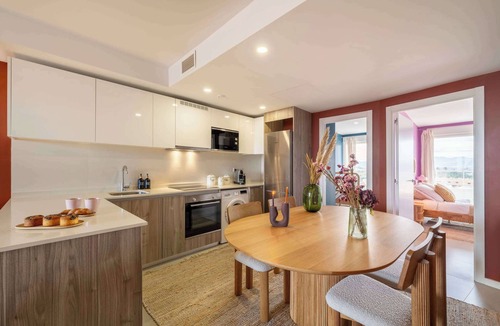 Canet de Berenguer Apartment | Gran Canet | Walk to Beach | Sea Views | Sauna+Gym