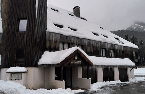 Saint-Pierre-de-Chartreuse Apartment | Grand studio à l'orée du bois en chartreuse