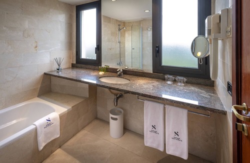 Castelldefels Hotel | Gran Hotel Rey Don Jaime