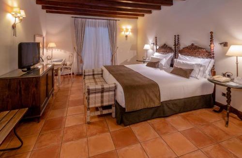 Castelldefels Hotel | Gran Hotel Rey Don Jaime