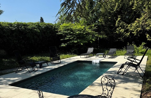 La Ferte-Gaucher House | GRAN HOUSE WITH POOL AND SAUNA
