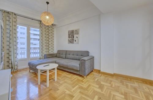 Logrono City Centre Apartment | Gran Vía by Clabao