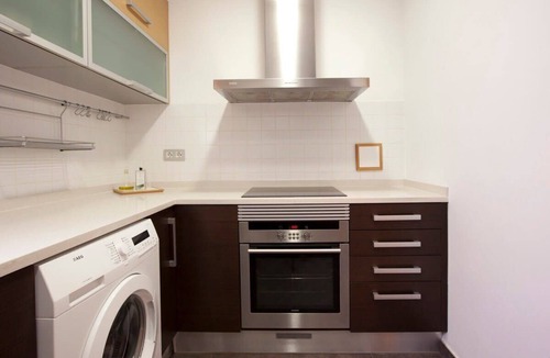 Sant Antoni Apartment | Gran Via modern and bright 3BD with terrace