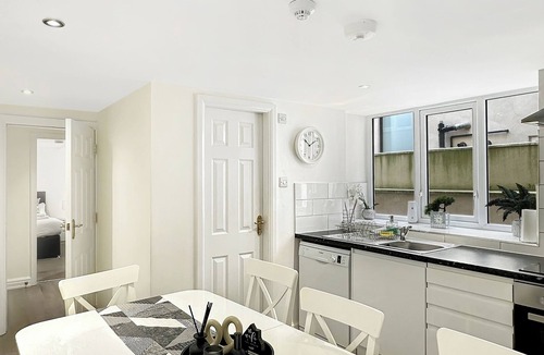 Bispham Apartment | Granada Apartments Queen's Promenade